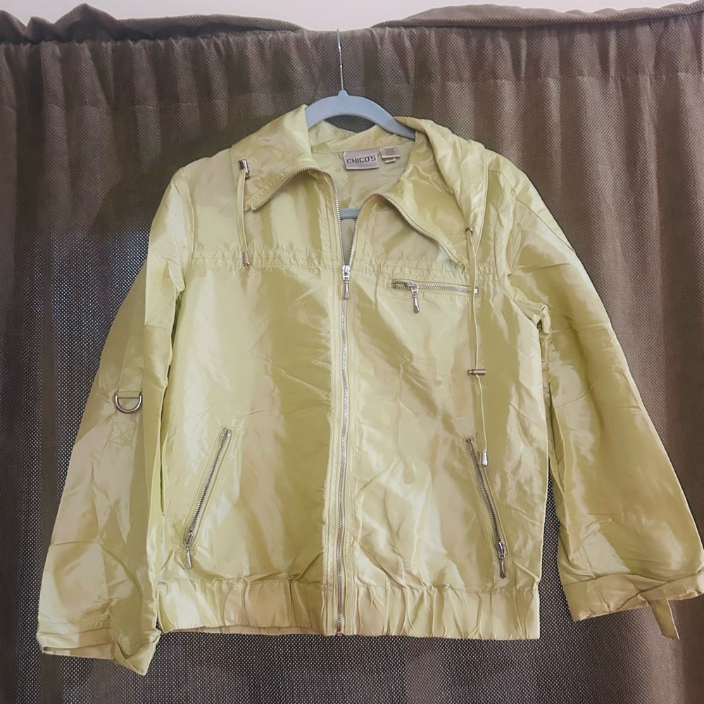 Cute Chico’s Jacket - Size 0